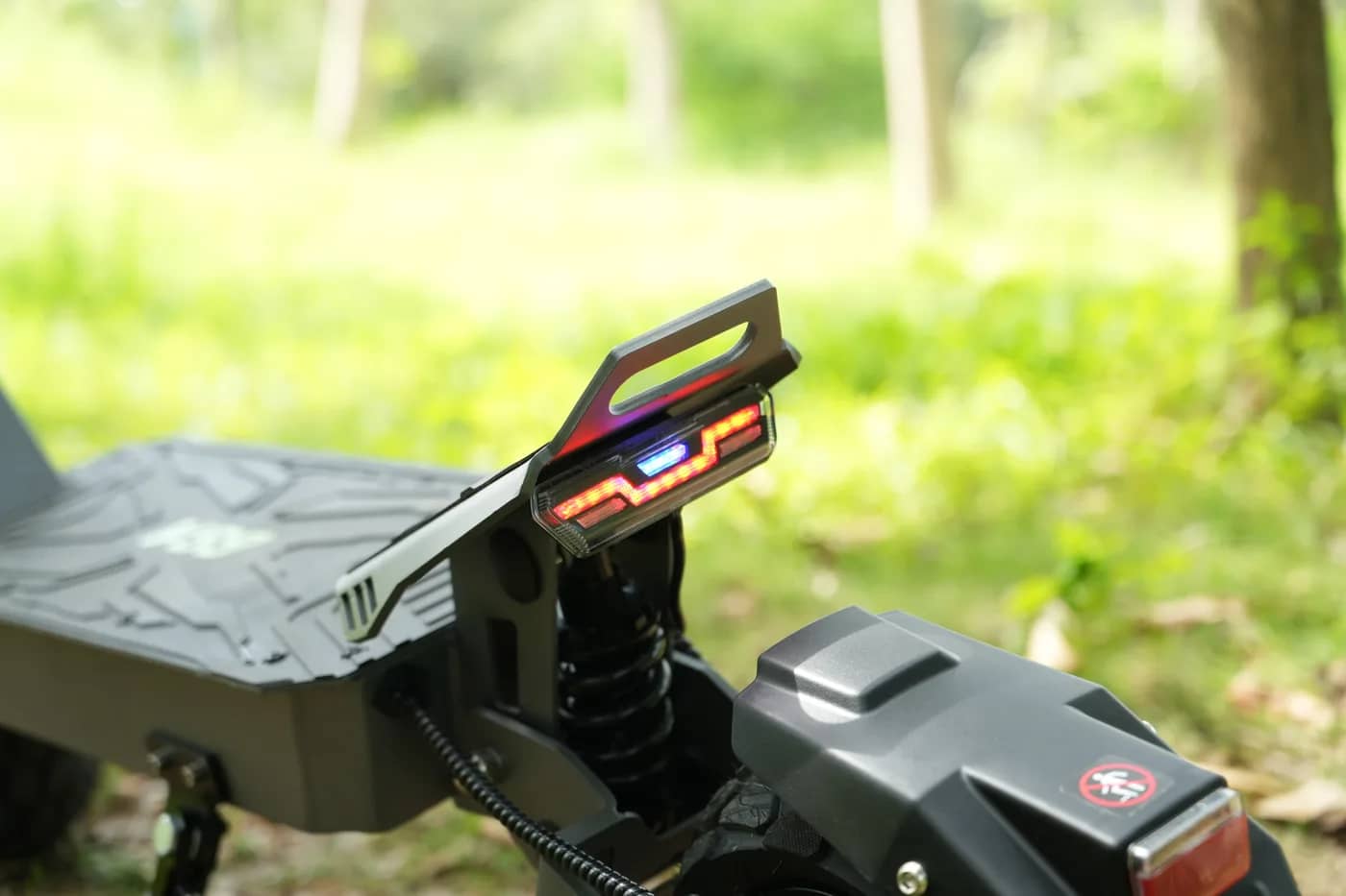 VIPCOO VS9 Dual-Motor Electric Scooter - 3600W selected product detail